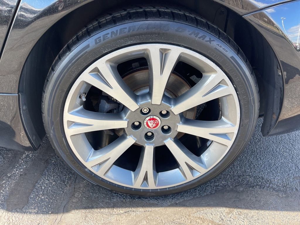 Used 2019 Jaguar XJ AWD image 29