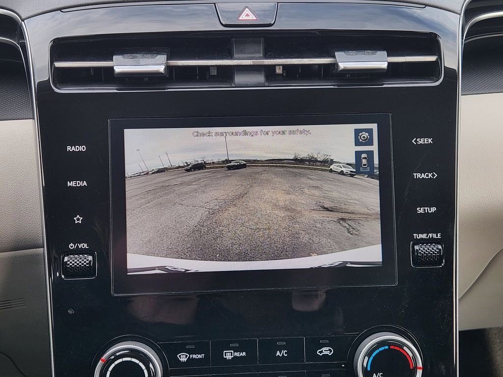 Used 2024 Hyundai Tucson SE image 19