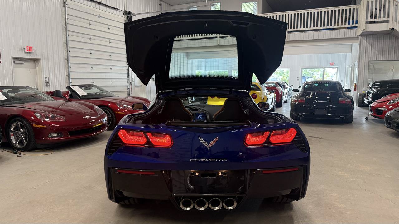Used 2017 Chevrolet Corvette Stingray Coupe w/ 2LT Preferred Equipment Group RWD image 9