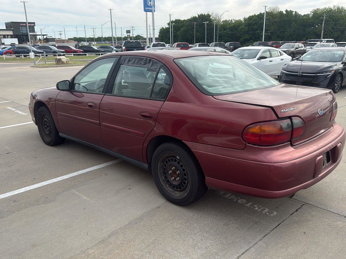 Used 2003 Chevrolet Malibu V6 w/ Preferred Equipment Group 1 FWD image 6