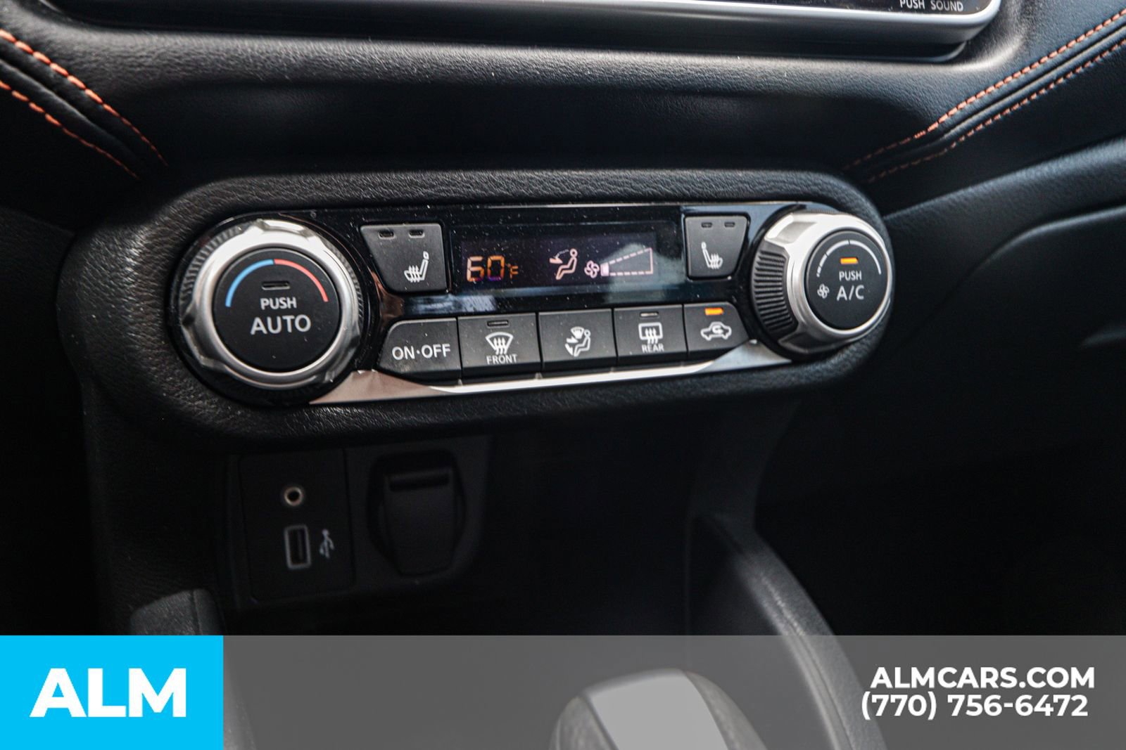 Used 2020 Nissan Versa SR w/ Convenience Package image 44