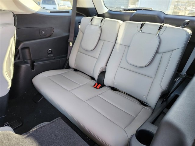 New 2026 Ford Explorer Active w/ Active Comfort Package image 17