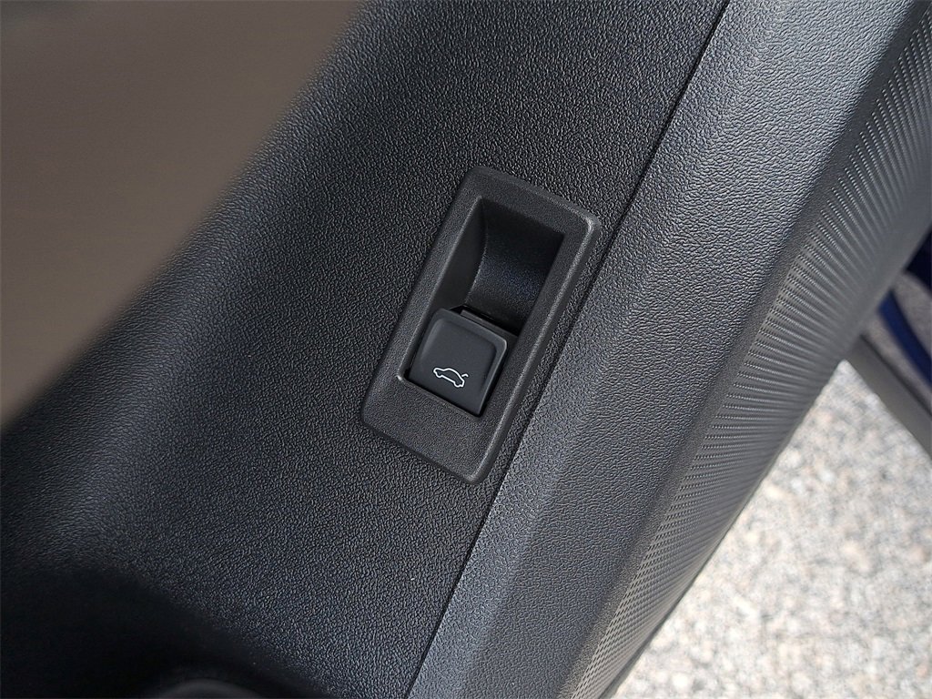 New 2025 Audi Q5 Premium Plus image 21