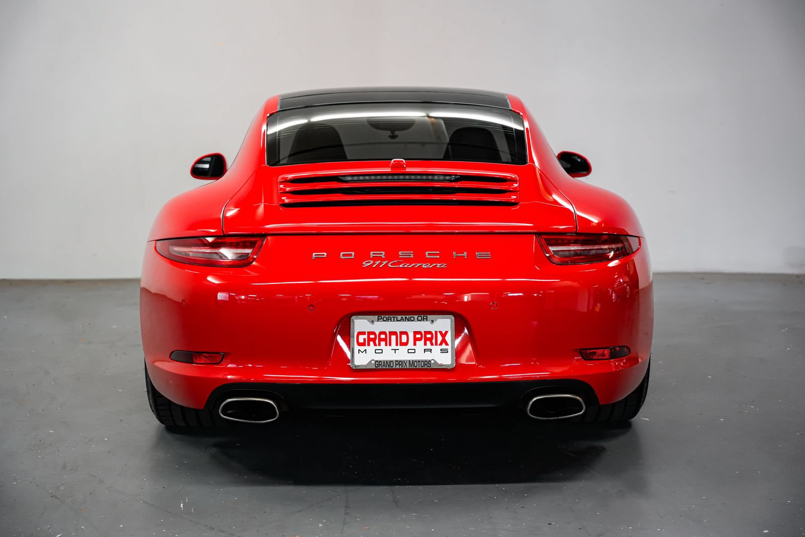 Used 2014 Porsche 911 Carrera RWD image 4