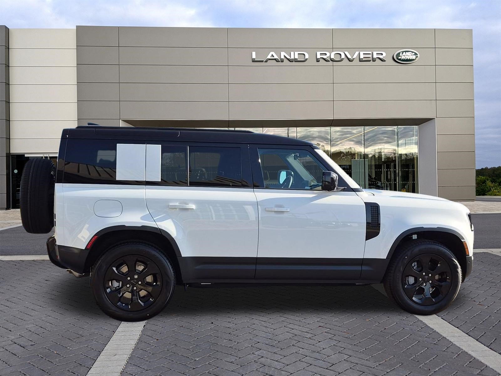 New 2026 Land Rover Defender 110 S AWD/4WD image 4