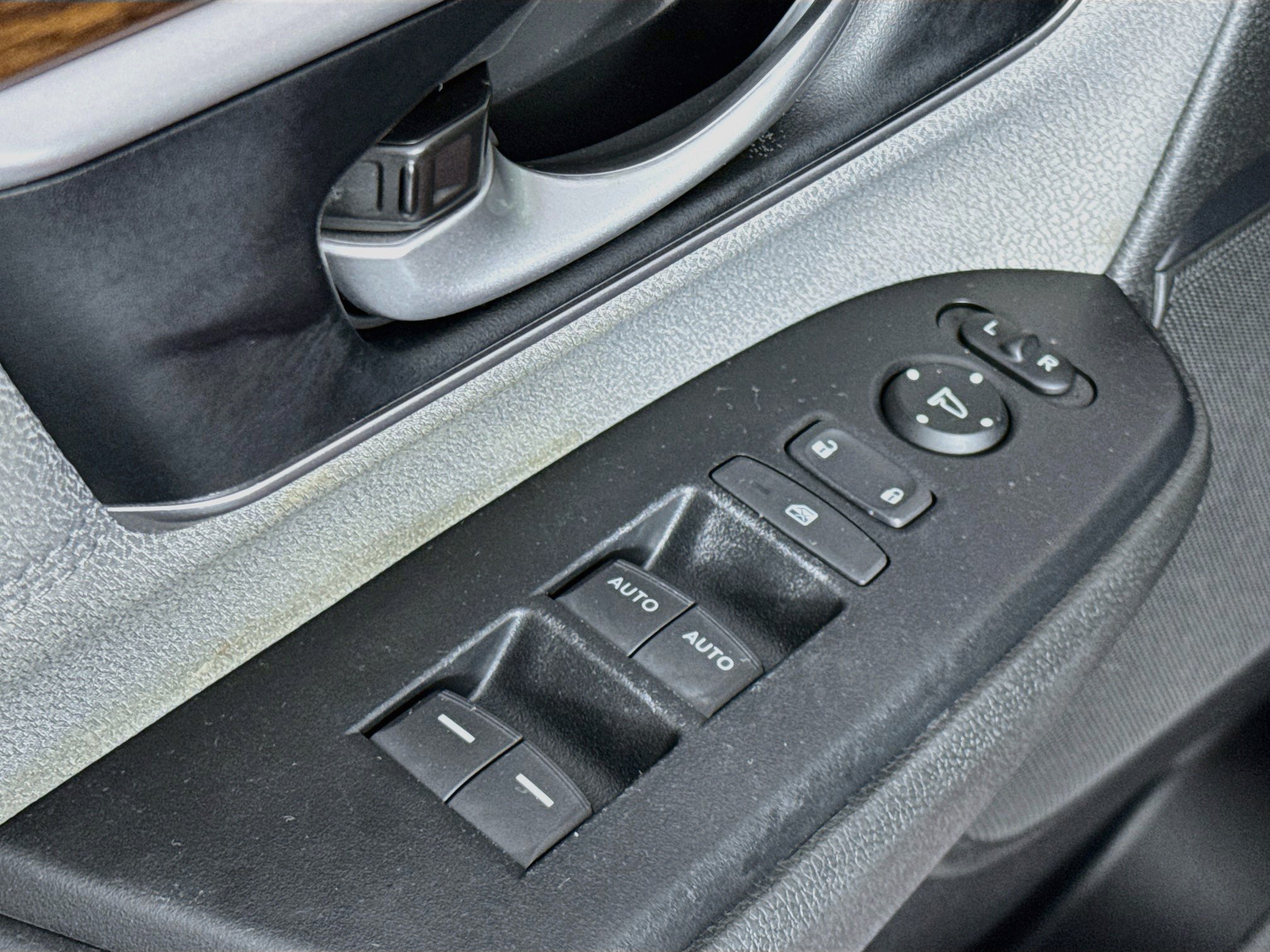 Certified 2021 Honda CR-V EX image 17