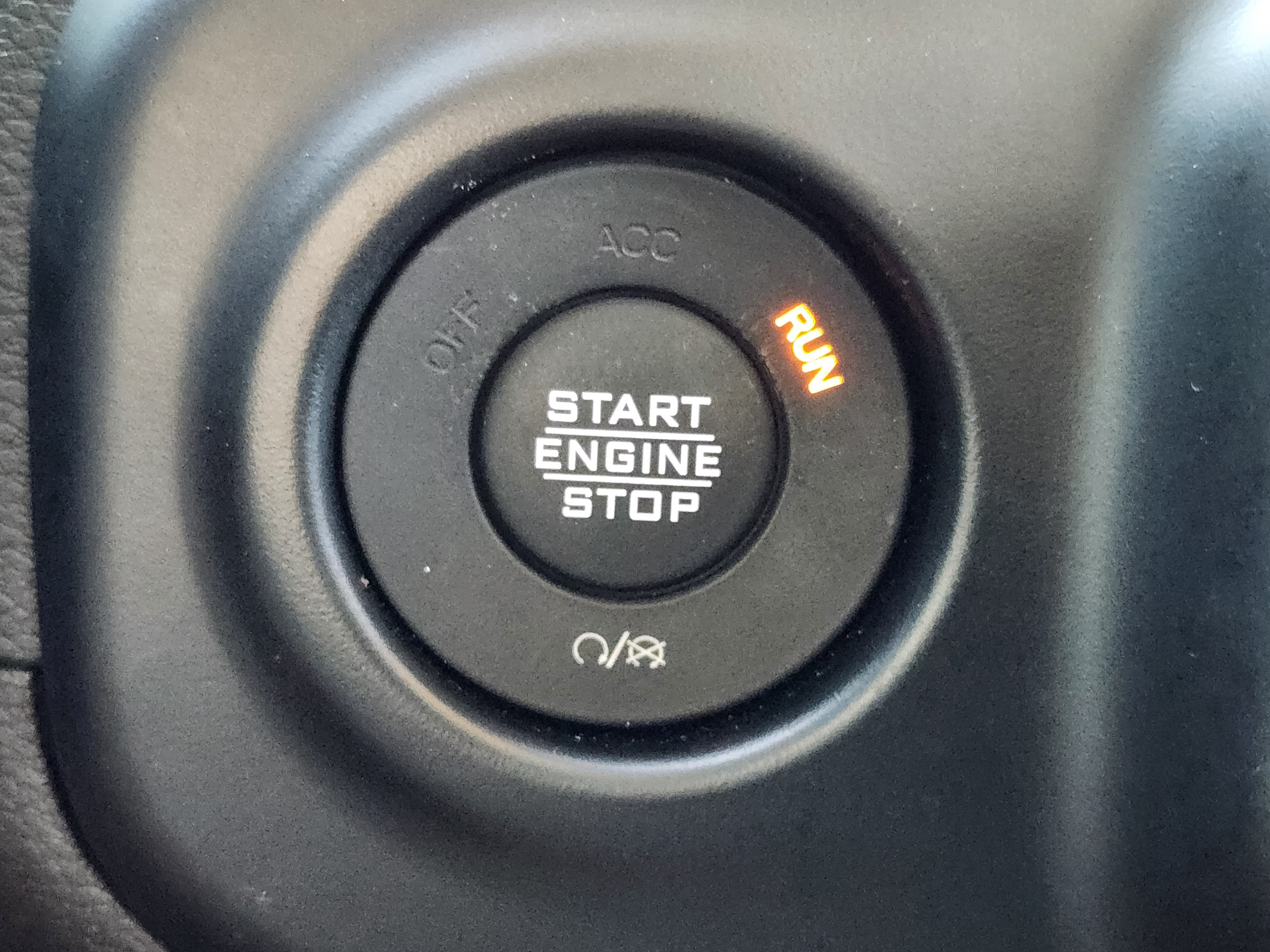 Used 2022 Jeep Gladiator Rubicon w/ LED Lighting Group AWD/4WD image 21