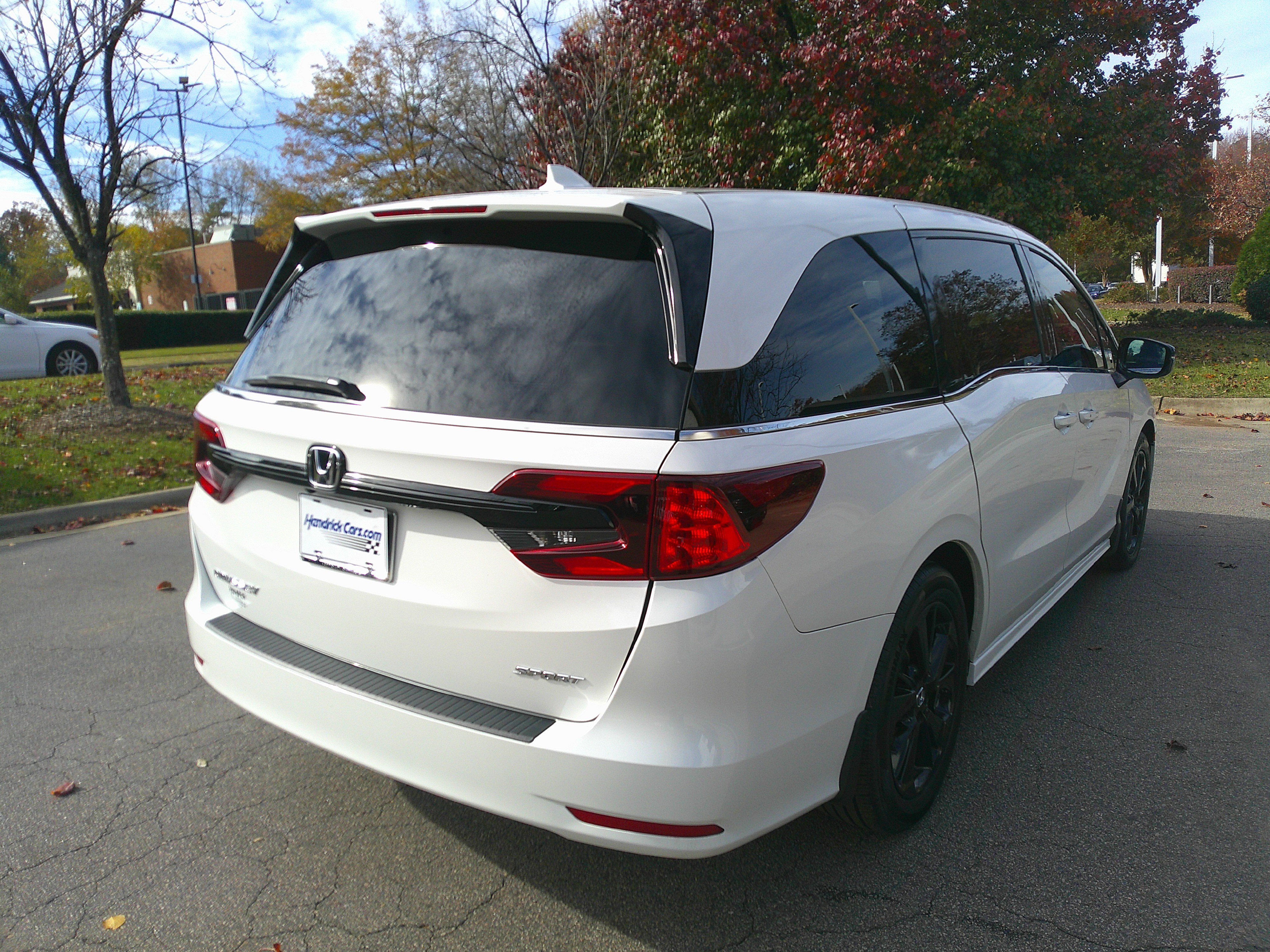 Used 2023 Honda Odyssey Sport image 12