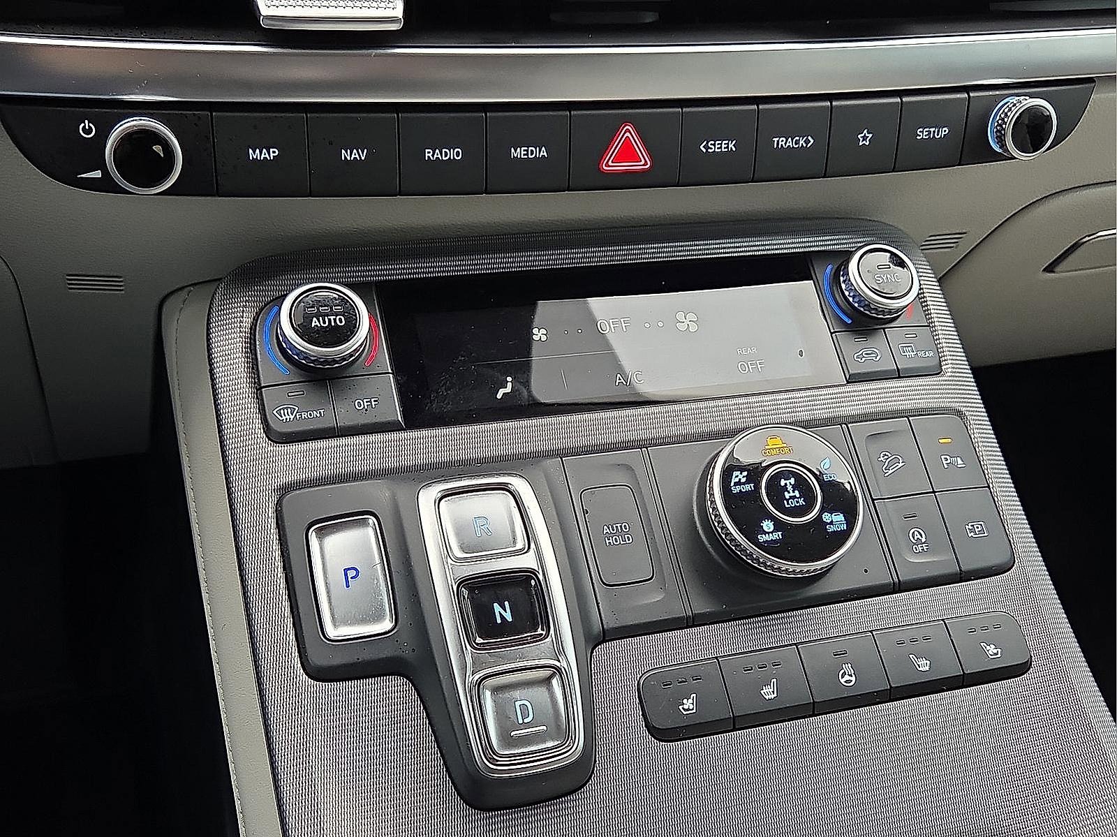 Used 2024 Hyundai Palisade Calligraphy image 21