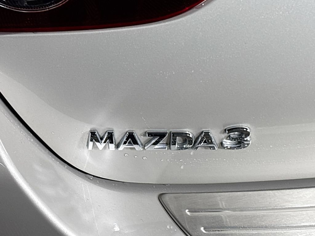Used 2022 MAZDA MAZDA3 s image 24