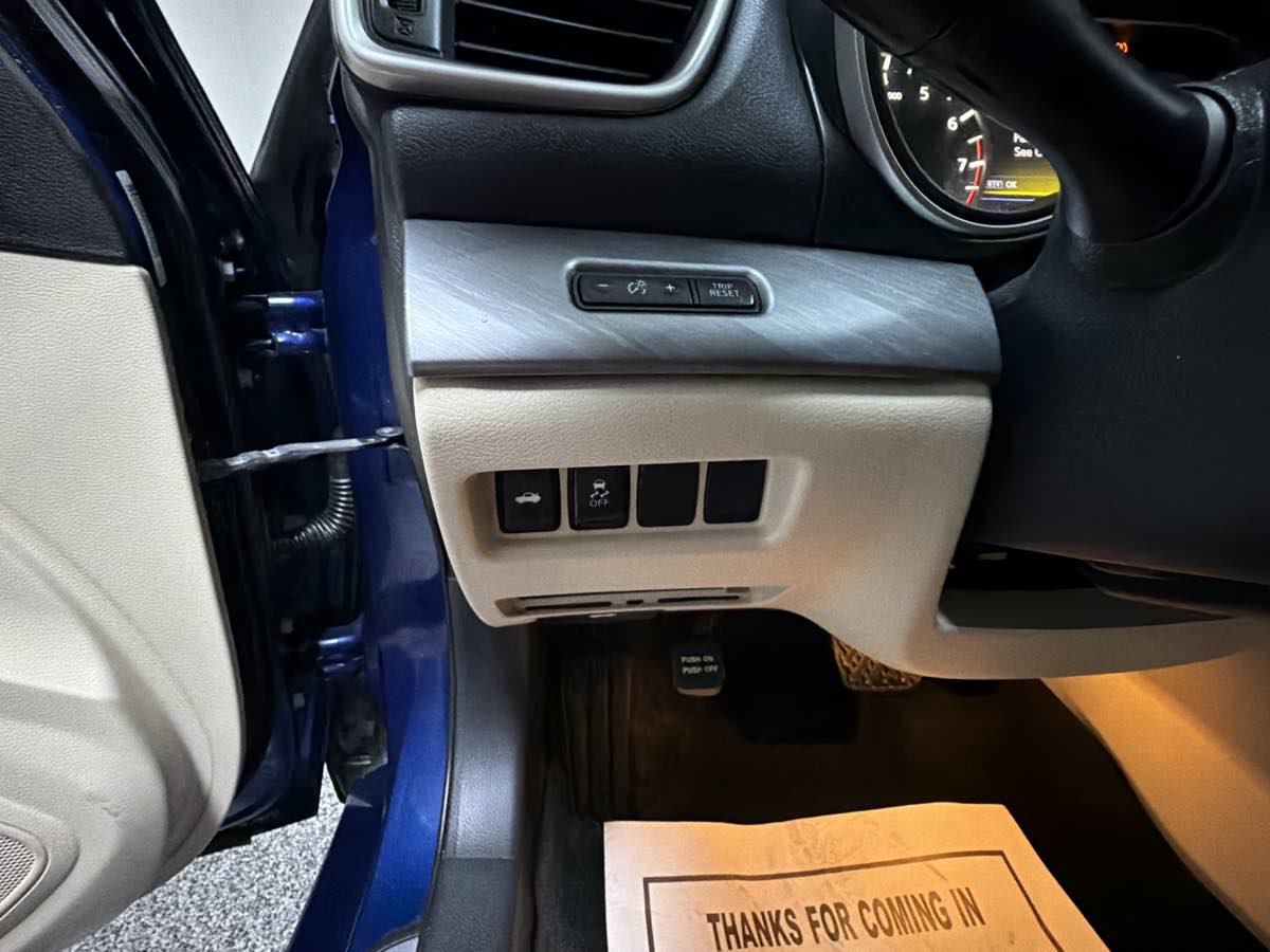 Used 2018 Nissan Maxima 3.5 SV FWD image 13