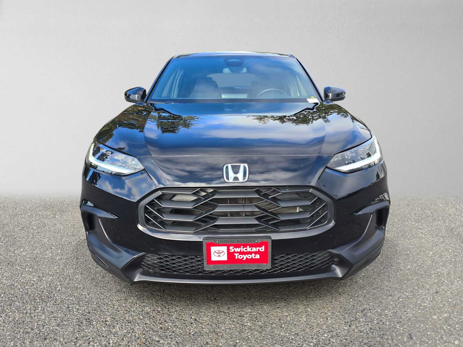 Used 2025 Honda HR-V Sport image 8
