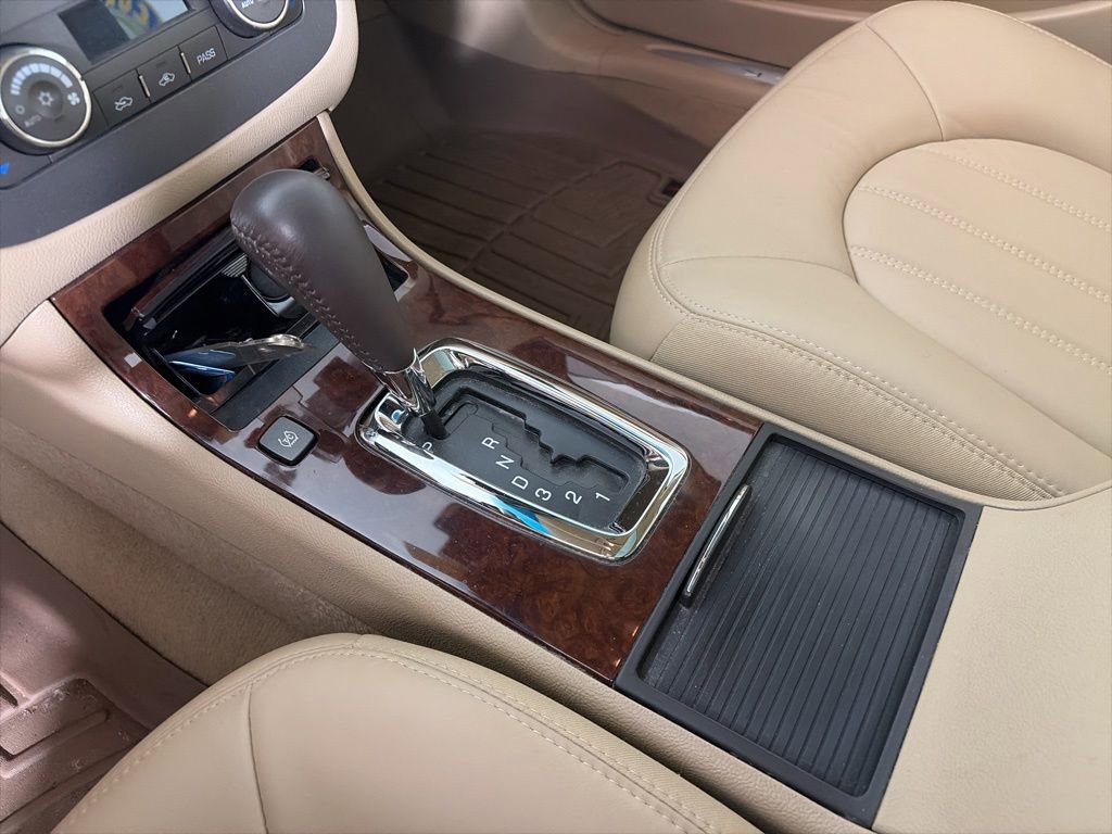 Used 2011 Buick Lucerne CXL FWD image 8