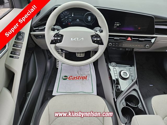 New 2025 Kia Niro Wave w/ Wave Preserve Package image 7