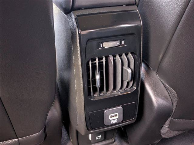 Used 2026 Jeep Compass Latitude AWD/4WD image 16