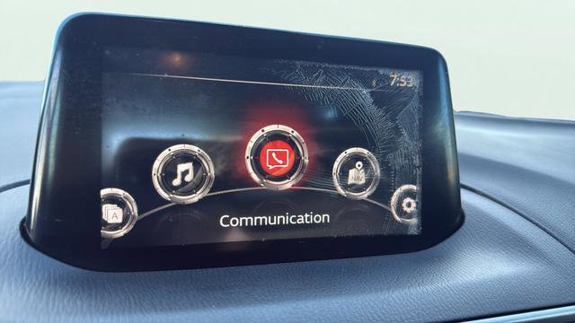 Used 2018 MAZDA MAZDA3 Sport FWD image 16