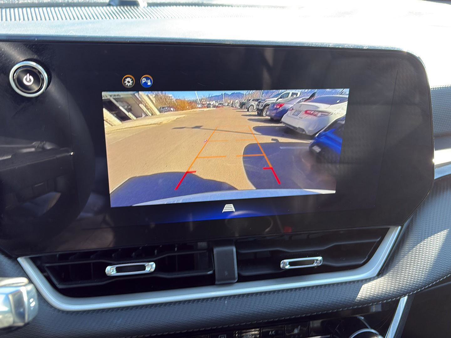 Used 2025 Chevrolet Equinox LT image 20