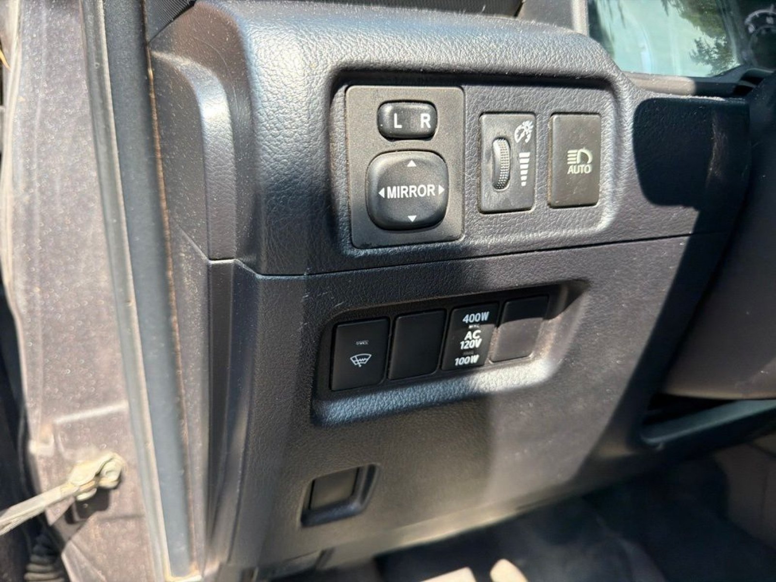 Used 2020 Toyota 4Runner Venture w/ Moonroof Package AWD/4WD image 12