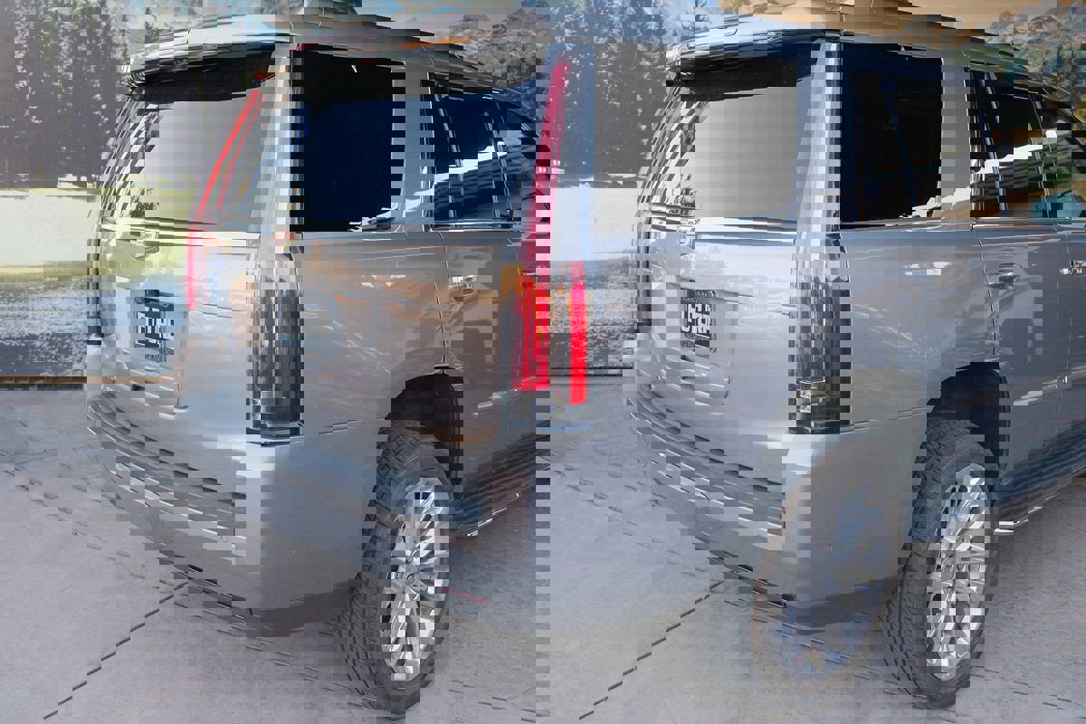 Used 2019 Cadillac Escalade Luxury image 16