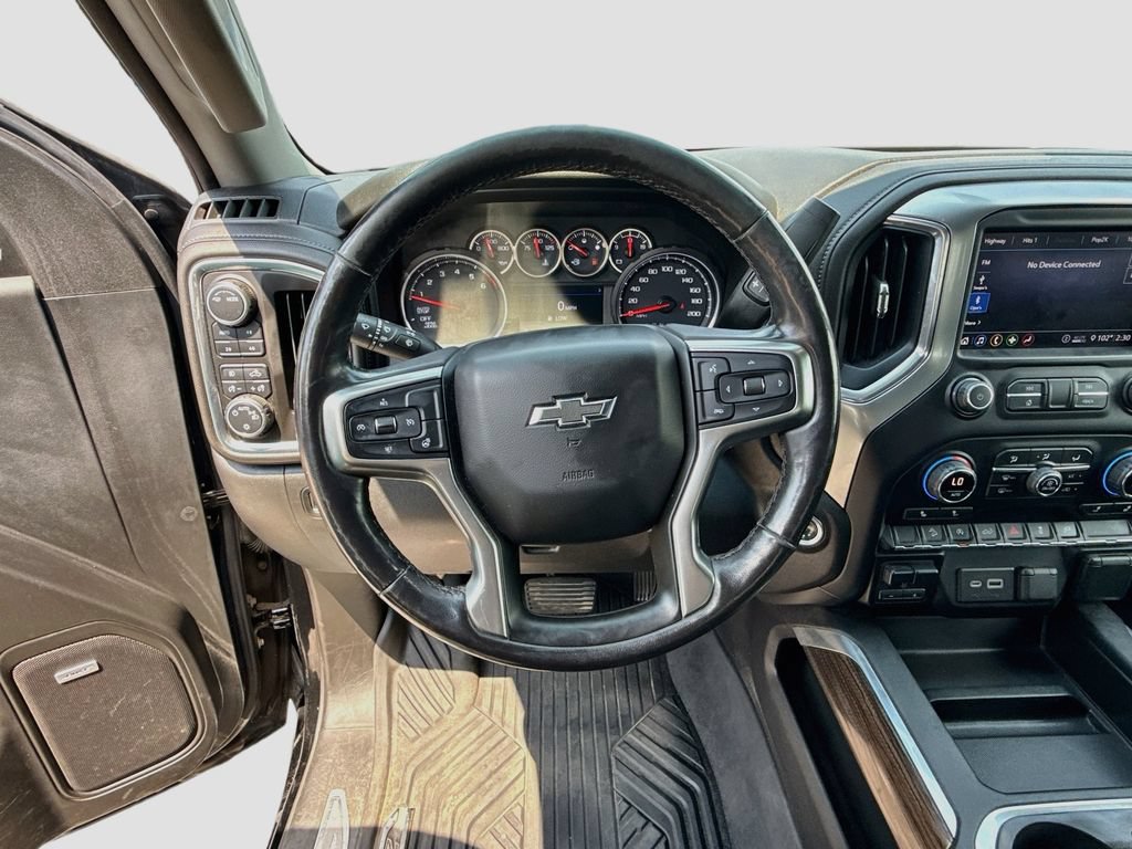 Used 2020 Chevrolet Silverado 1500 LT Trail Boss AWD/4WD image 11
