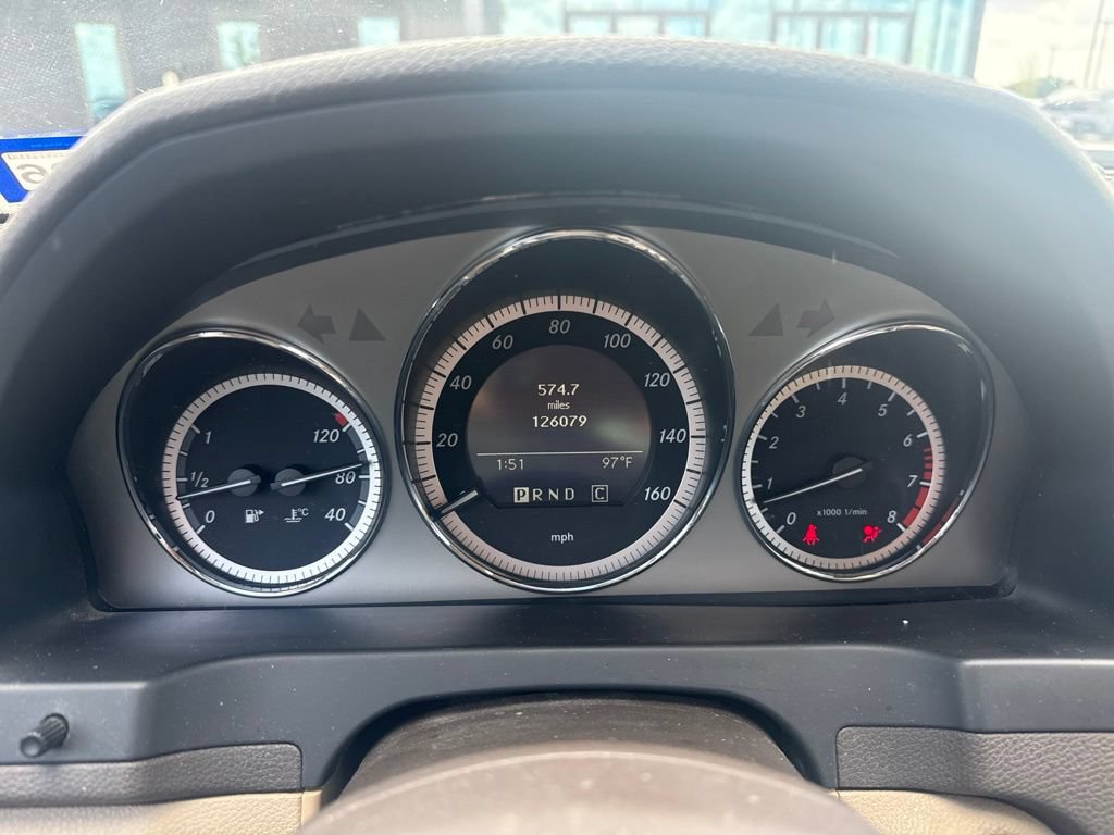 Used 2009 Mercedes-Benz C 300 Sedan image 8