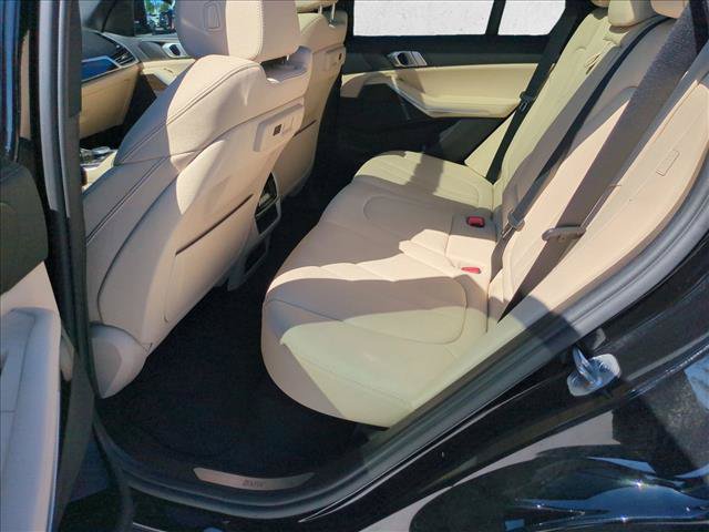 Used 2021 BMW X5 sDrive40i w/ Parking Assistance Package RWD image 21