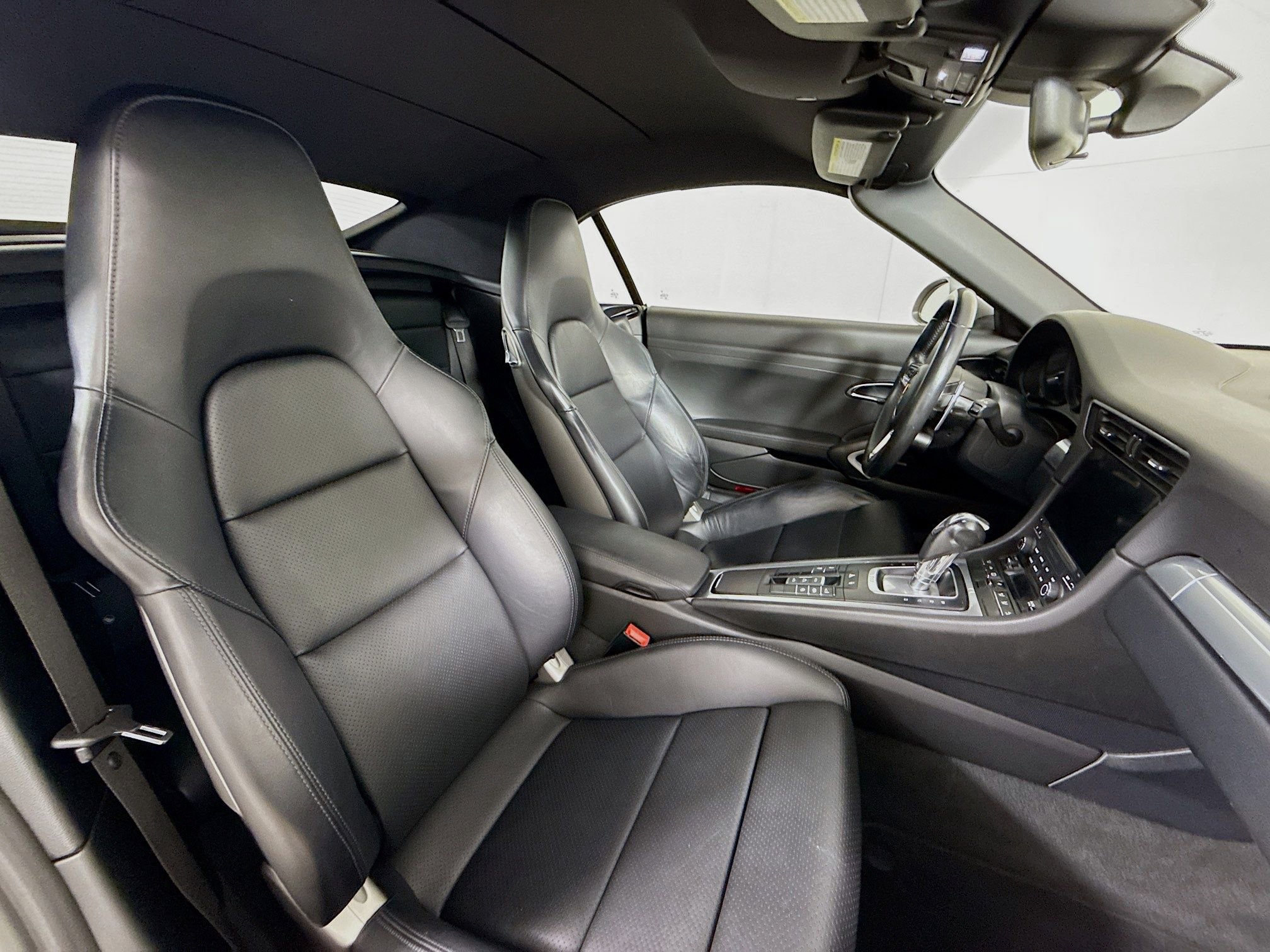 Certified 2017 Porsche 911 Carrera S RWD image 24
