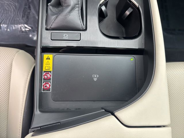 Used 2025 Lexus ES 350 350 w/ Premium Package image 19
