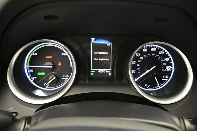 Used 2022 Toyota Camry LE FWD image 9