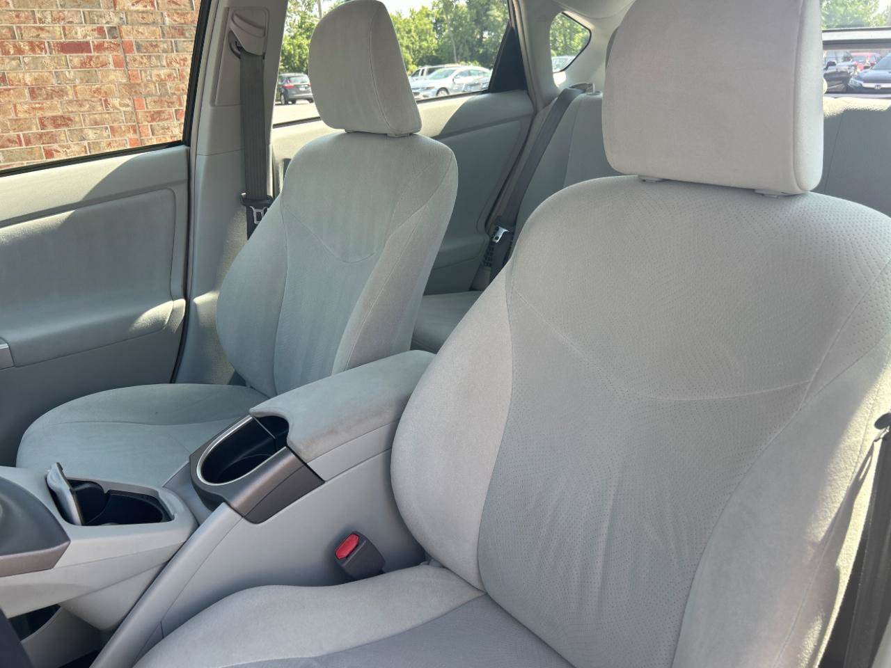 Used 2014 Toyota Prius Two FWD image 16