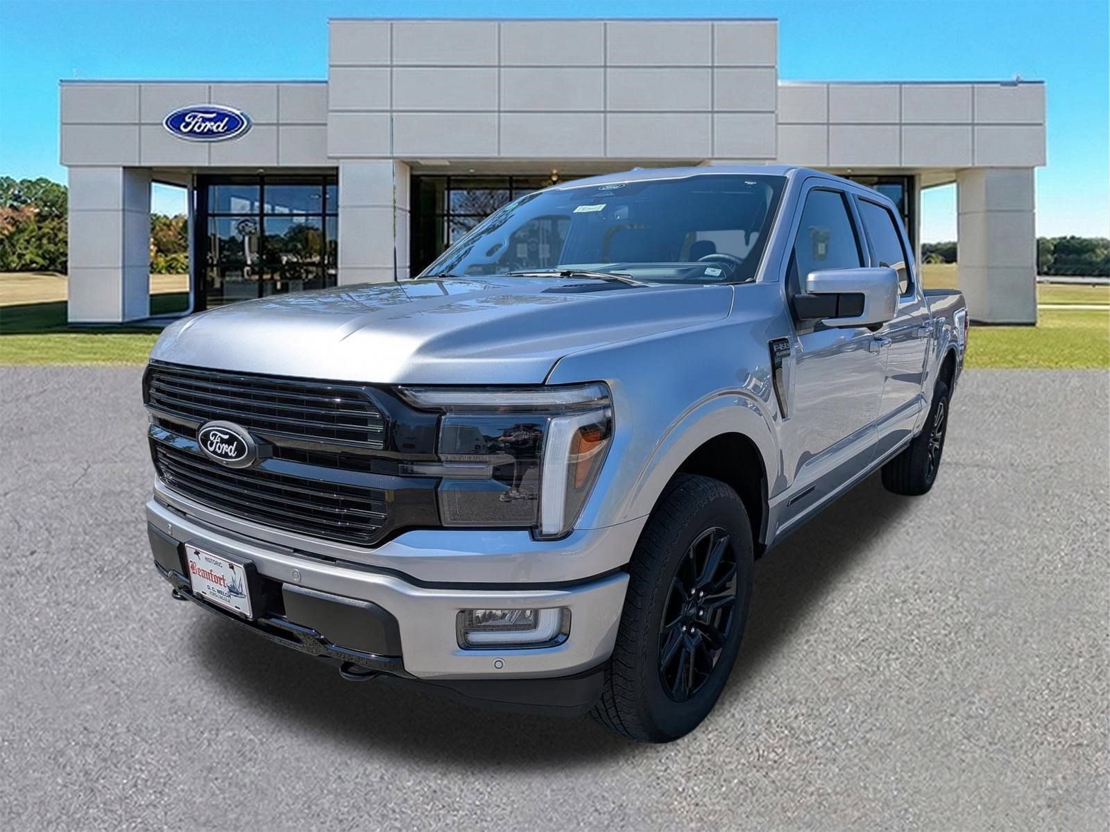 Certified 2025 Ford F150 Platinum AWD/4WD image 4