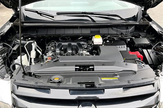 Certified 2025 Nissan Pathfinder SV image 29