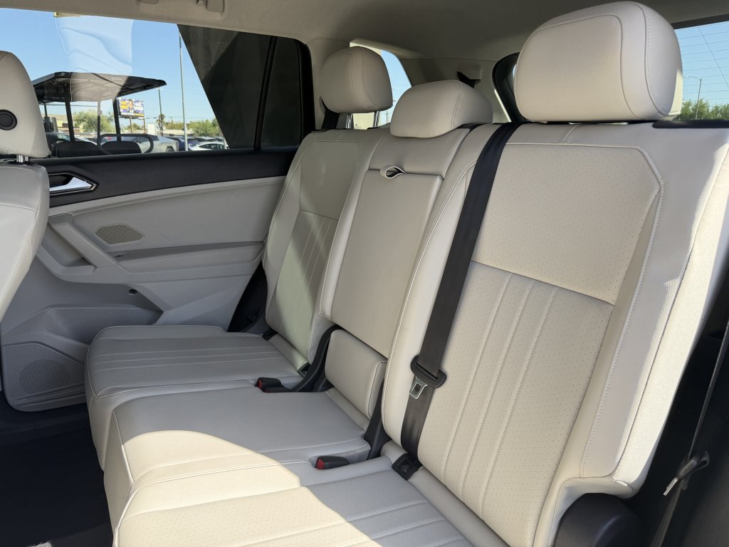 Used 2022 Volkswagen Tiguan SE FWD image 35