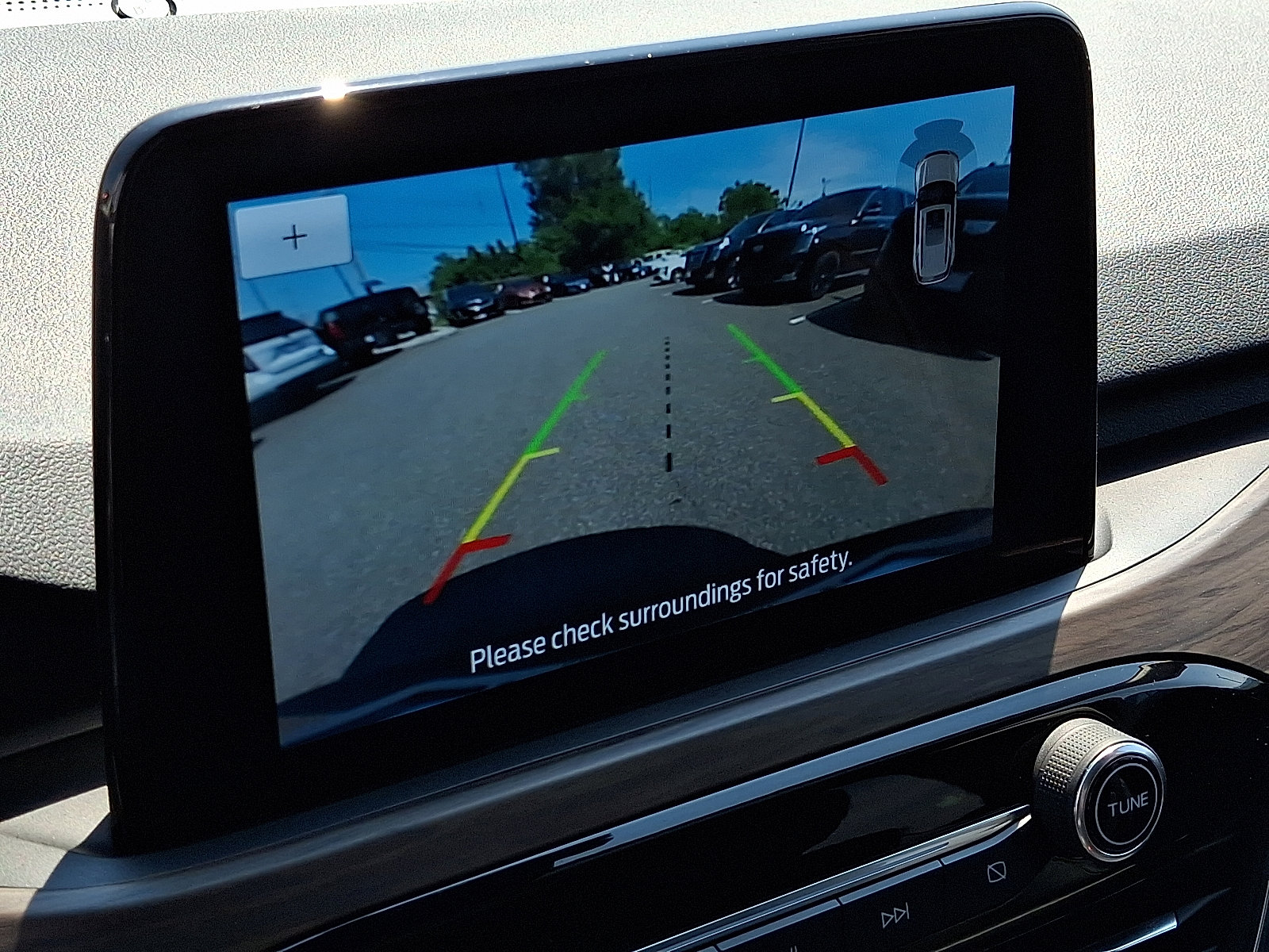 Used 2020 Ford Escape Titanium image 18