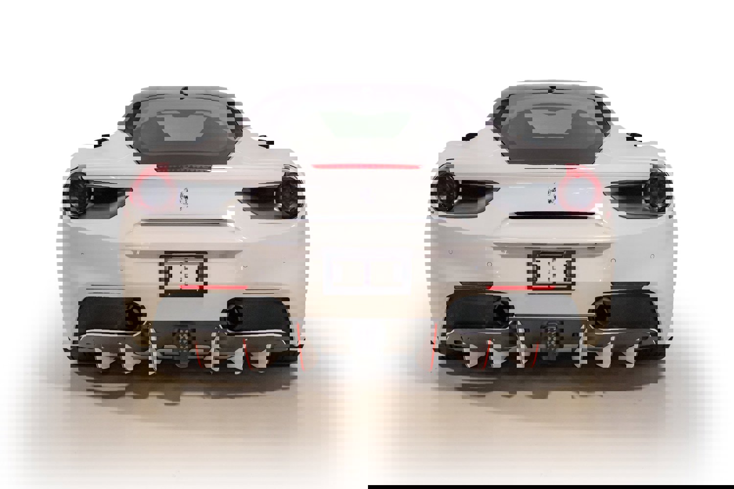 Used 2018 Ferrari 488 GTB image 5