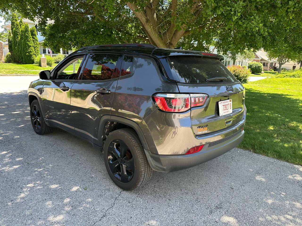 Used 2018 Jeep Compass Latitude w/ Popular Equipment Group AWD/4WD image 5