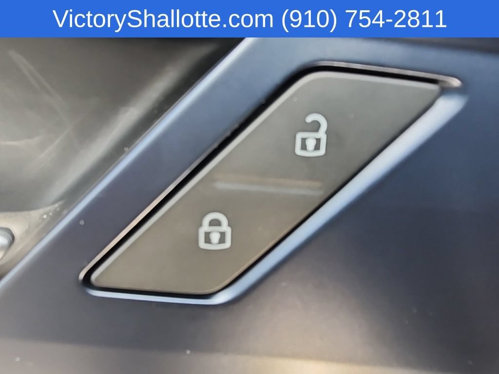 Used 2022 Volkswagen Taos SE FWD image 21