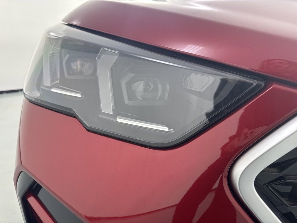 New 2026 BMW X2 xDrive28i w/ Convenience Package AWD/4WD image 9