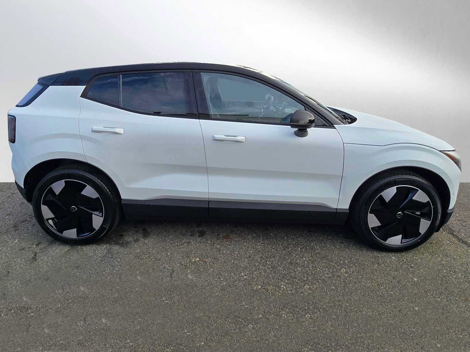 New 2026 Volvo EX30 Ultra w/ Protection Package AWD/4WD image 2
