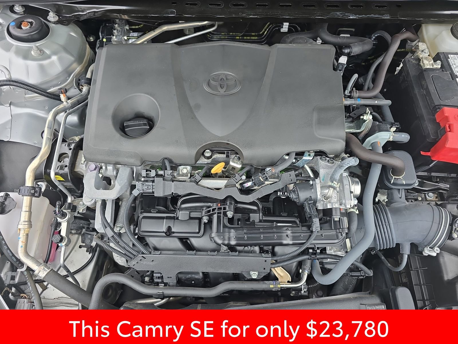 Used 2024 Toyota Camry SE image 35