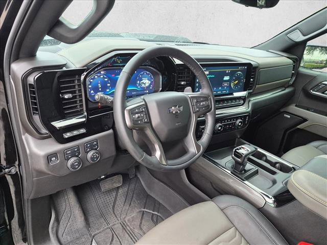 Used 2024 Chevrolet Silverado 1500 ZR2 w/ Technology Package AWD/4WD image 10