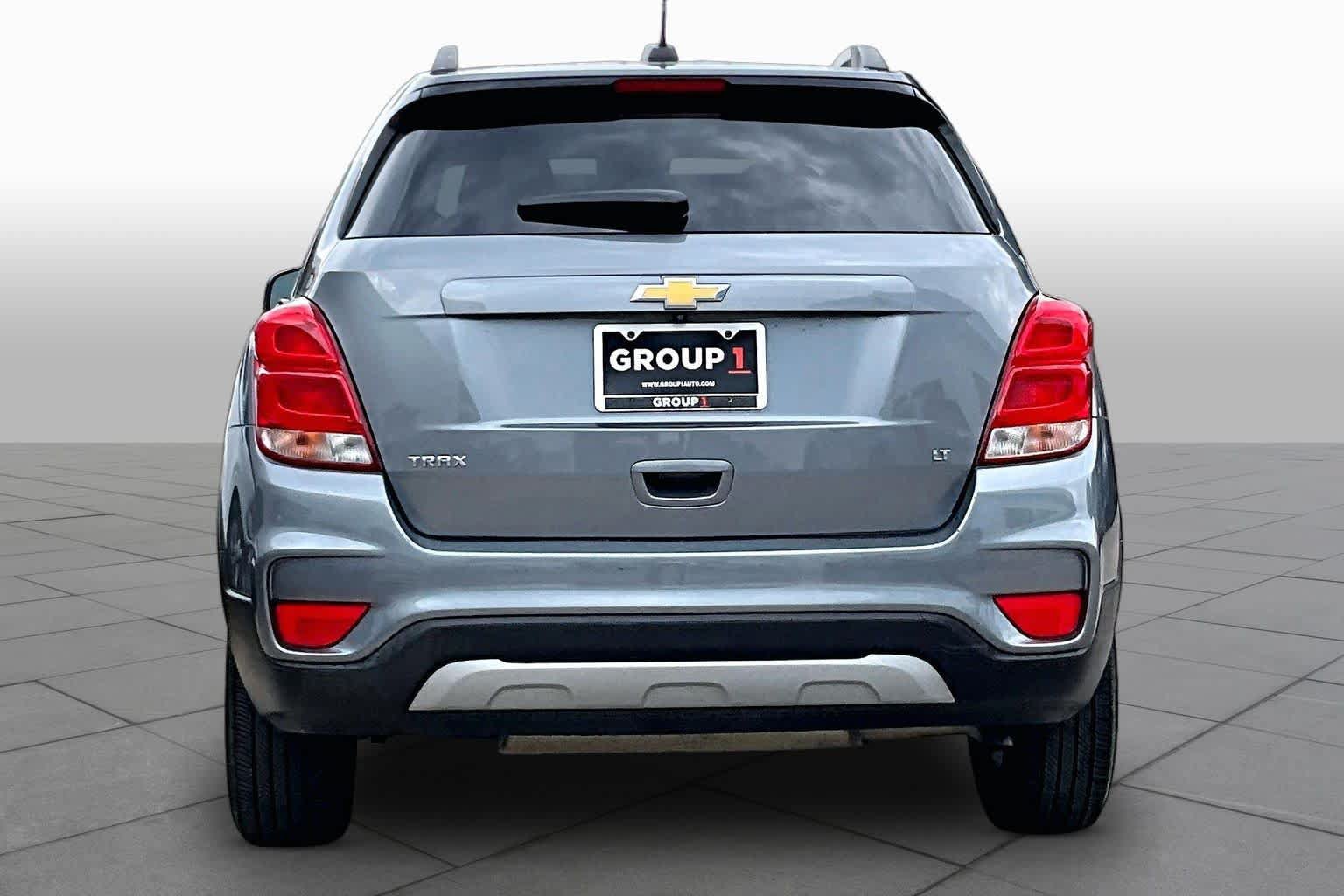 Used 2019 Chevrolet Trax LT w/ LT Convenience Package FWD image 5