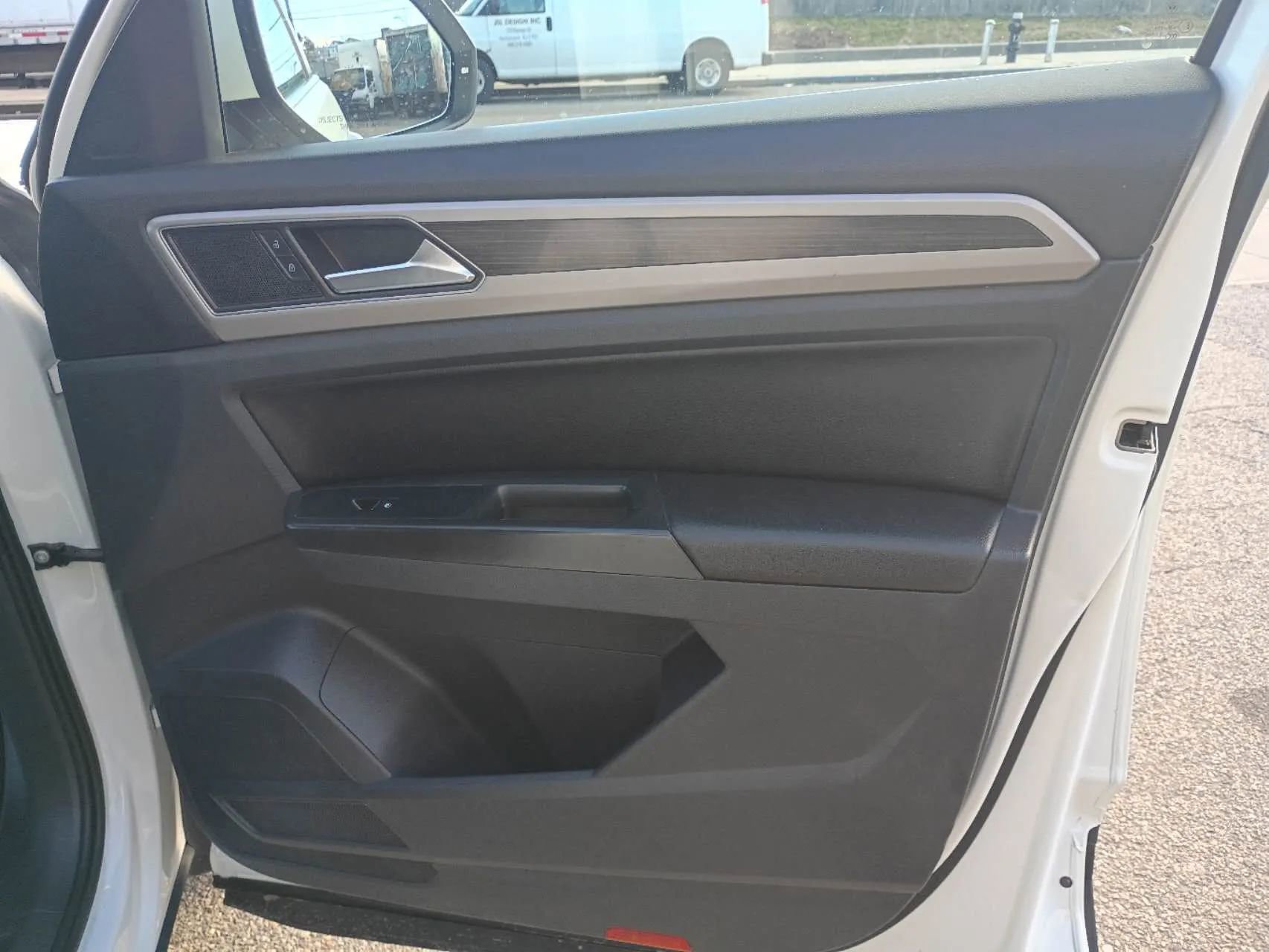 Used 2018 Volkswagen Atlas SE AWD/4WD image 22