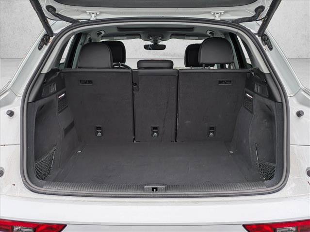 Used 2023 Audi Q5 2.0T Premium w/ Convenience Package AWD/4WD image 6