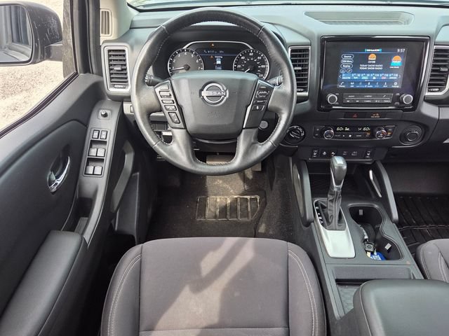 Used 2022 Nissan Frontier SV AWD/4WD image 12