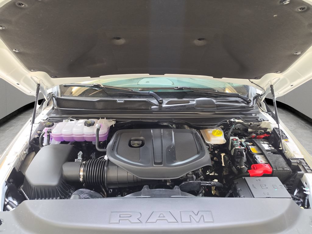 New 2026 RAM 1500 Laramie w/ Night Edition AWD/4WD image 9