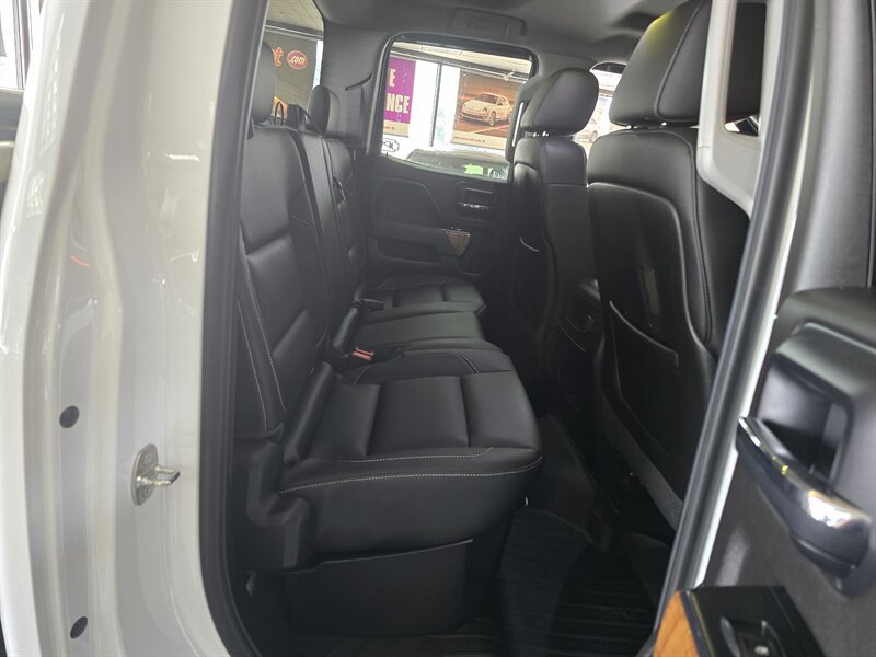 Used 2014 GMC Sierra 1500 SLT w/ Suspension Package, Off-Road AWD/4WD image 16