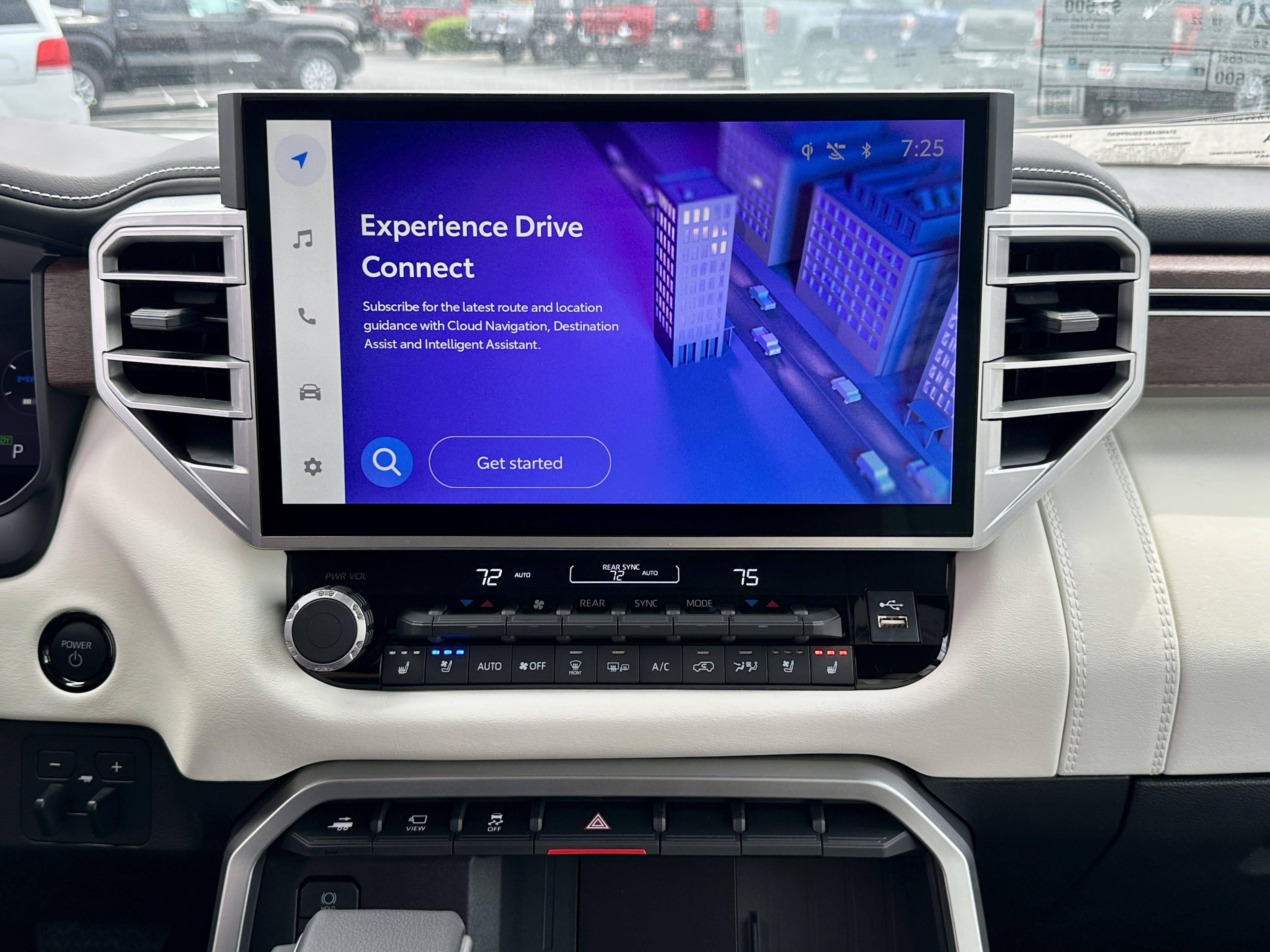 Used 2025 Toyota Sequoia Capstone image 31