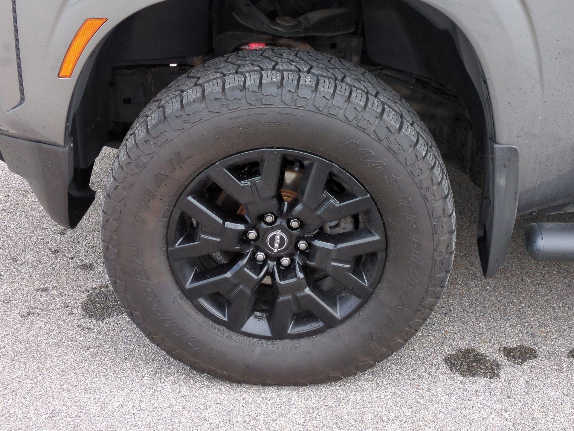 Used 2023 Nissan Frontier SV w/ Midnight Edition Package AWD/4WD image 32