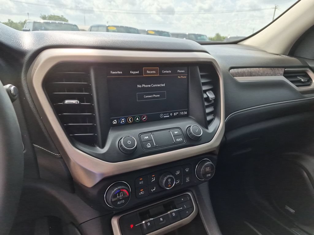Used 2023 GMC Acadia Denali w/ Denali Ultimate Package FWD image 28